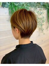 【bluem人気メニュー1】白髪ぼかしハイライト