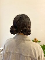 フェスト ヘア メイクアップ(Fest hair makeup) ゆるっと可愛い韓国風ツインシニヨンアレンジ