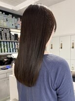 ログ(log)&nbsp;ニュアンスパーマ　髪質改善カラー　顔まわり　レイヤー　艶髪