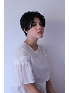 アトリエサニーデイ(atelier SUNNY DAY) ショート/メンズ/センター分け/パーマ/メンズライク/アッシュ