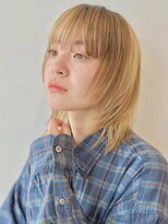 アンガーデン(Une GARDEN) ウルフ/ウルフレイヤー/レイヤーカット/ベージュ/デザインカラー