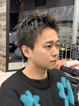 ネオン(NEON) スパイキーショート