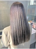 グレージュ　アッシュ　ハイトーン　ダブルカラー　ロングヘア