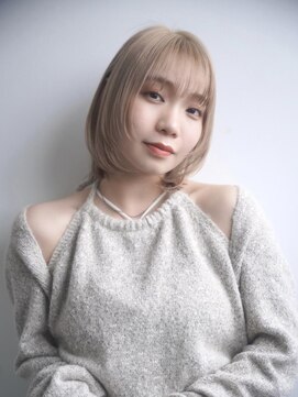 ニューヨークニューヨーク 阪急高槻店(NYNY) 韓国風ハイトーンウルフボブレイヤー小顔ワンカールブロンド