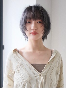 フィエル(fielu) ノンアイロンスタイリング。ショートレイヤー【担当：ISAO】