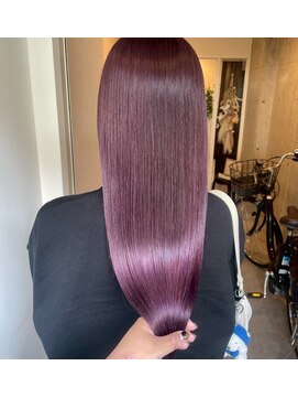 ロッカ(ROCCA) 艶感ストレートロング×チェリーブラウン