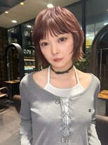 ミンクス 銀座店(MINX)&nbsp;MINX宇都　ピンクベージュ ブラウン 外ハネ顔周りレイヤーボブ