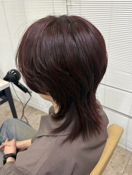 ヴィヒタ 川越 本川越(VIHTA.) ブリーチダブルカラーボルドーレッドウルフカット川越本川越