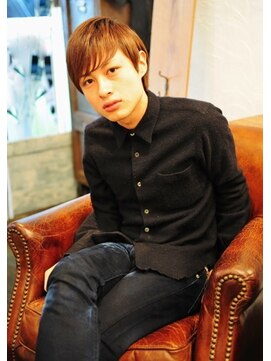 ヘアーラウンジ エゴ(Hair Lounge EGO) ツーブロック刈り上げショートで韓国マッシュ　武蔵新城