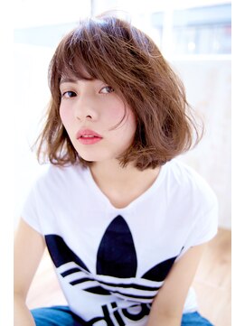 ハグ 横浜(HUG) ナチュラルグレージュイルミナボブ♪城戸