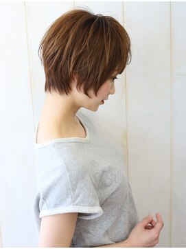 サンド 銀座(sand) 大人かわいいエアリーグレージュひし形シルエット小顔耳かけボブ