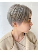 【グレージュ】