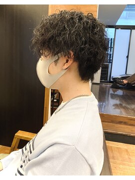 アイリーヘアデザイン(IRIE HAIR DESIGN) 【IRIE HAIR赤坂】スパイラルパーマ×センターパート×マッシュ