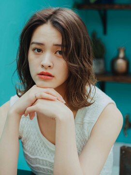 サニーデイ 横浜戸部店(SUNNY DAY) ふんわりレイヤーミディ