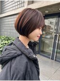 30代40代ひし形クビレ耳掛け束感小顔スウィングショート