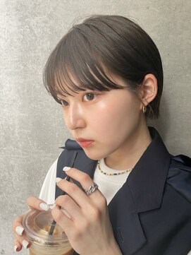 エニ 自由が丘(ENi) 黒髪/グレーベージュ/レイヤーロング/前髪パーマ[自由が丘駅]