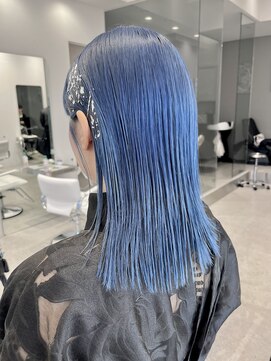 イリ(iLi) 【iLi×Ryong】サファイアブルー/ブルー