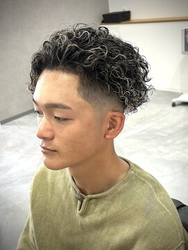 縁 ハナレ(en 870) スキンフェード ツイスパ メッシュ