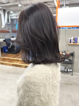 ロゼ 鳳(ROSE) 【ROSE】ボブ＿暗髪＿アッシュカラー＿レイヤーカット