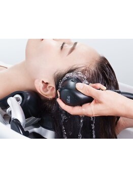 【全メニューにRefaウルトラファインバブル付】全スタッフがスパソムリエの取得者で頭皮・髪のケアはお任せ
