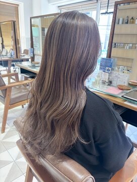 バブ バイネオリーブ(Bab by neolive) イメチェン/美髪/ロング/艶/ハイライト/白髪ぼかし