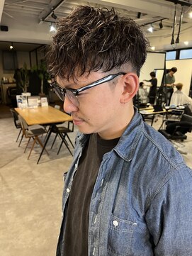 ナンバー(number+) 20代30代メンズウェーブパーマ束感メッシュ