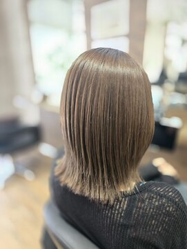 ベル(Bell) 切りっぱなしボブ/ショートボブ/ボブ