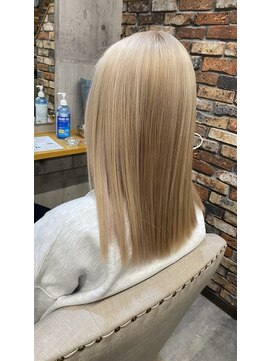 ルーナヘアー(LUNA hair) ダブルカラーブリーチロブホワイトベージュ10代20代30代リタッチ