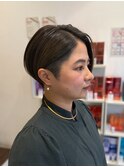 刈り上げアシンメトリーボブ