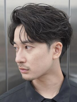 レタッチ バイ フィフス 天神大名(RETOUCH by fifth) 天神メンズパーマフェザーパーマシャドウパーマセンターパート