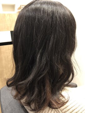 ルポ バイ モイ(Repos by MOI) ゆるふわパーマ【船橋】