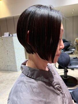 ナチュラル ヘアーデザイニング(Natural hair designing) 前下がりタイトショートボブ/知的ヘア/垢抜けヘア/360度美人
