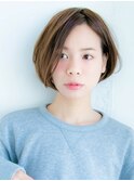 耳かけショートヘアー♪