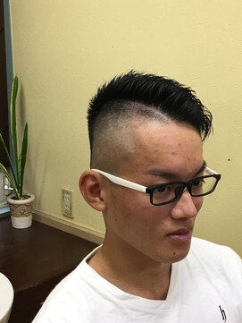 ラ プラース ヤマザキ スキンフェードカット