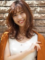 アトリエ フェム(atelier.fem)&nbsp;atelier.fem　柔らかく動くラフなウェーブ