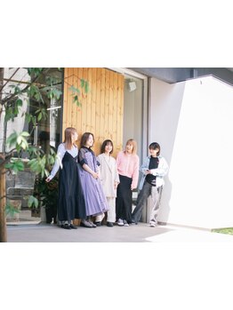 【人形町】女性ならではの感性で丁寧且つ繊細な技術をお届け！ファッションやメイクに合わせたご提案も◇