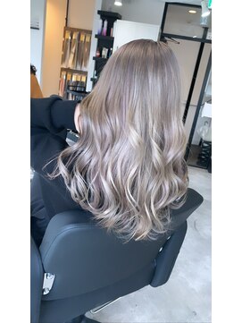 ラフ 難波店(LAFF) #黒髪#ボブルフ#ネビージュ#小顔#ワンレン