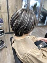 ヴィフ 大船(VIF)&nbsp;ハイライト/ショートヘア/ショートボブ/グレージュ/大船駅/大船