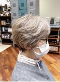 白髪ぼかし/耳かけショート/丸みショート/くびれ/梅田/茶屋町