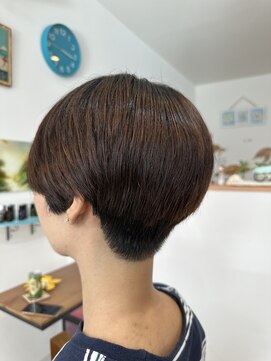 アウマクア(Aumakua) 刈り上げショート