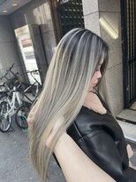 ピヨン 心斎橋(piLLon)&nbsp;バレイヤージュ☆ホワイトグレージュ