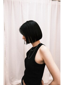エヴリィ(every) 暗髪ワンレングスボブ