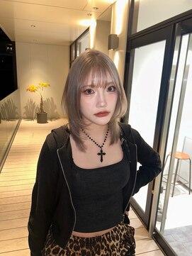 ホロ(hollo) ワンホンレイヤーミルクティーグレージュ