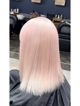 モニカ 原宿店(MONIQA) ホワイトピンク