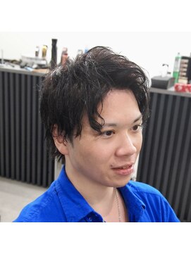 レイ(Ray) 大人の男性らしさ路線の魅力。【メンズカット】