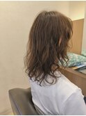 柔らかウェーブパーマスタイル