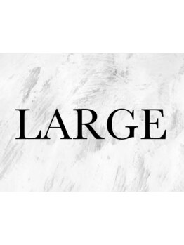 ”ちょうどいい”との声が届くサロン。マンツーマン施術でお客様の悩みやご希望をしっかり汲み取ります。