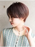 大人可愛い20代30代40代黒髪前下がりひし形小顔ボブ丸みショート
