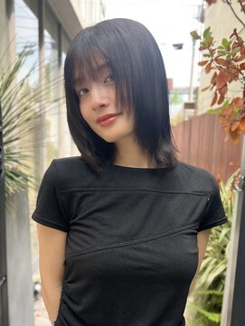 サン 白金台(SUN) 小顔レイヤーのミディアムヘア白金目黒