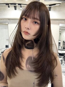 ヨロ 渋谷(YOLO) 韓国ヘアーハッシュカットレイヤーカットハイライトカラー